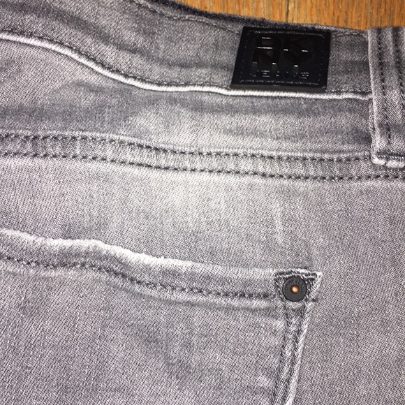 DKNY Gray Soho Skinny Jeans - Picture 2 of 8
